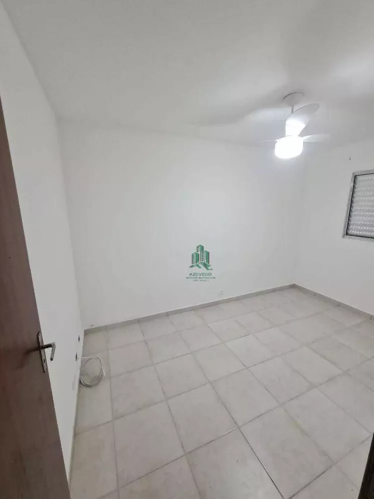 Apartamento à venda com 2 quartos, 62m² - Foto 12