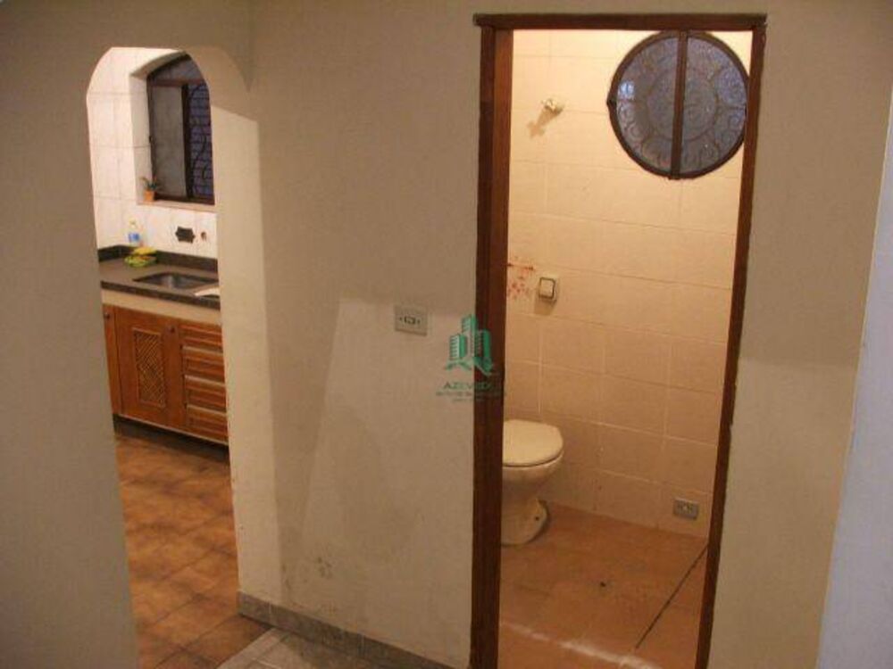 Sobrado à venda com 2 quartos, 190m² - Foto 14