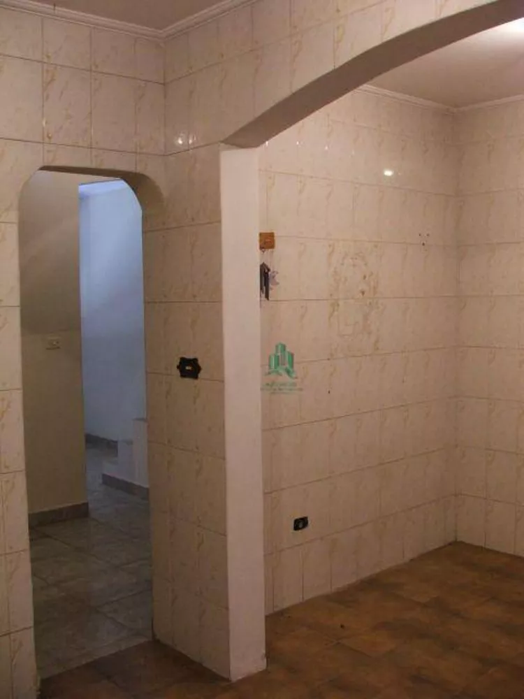 Sobrado à venda com 2 quartos, 190m² - Foto 6