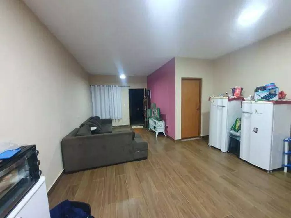 Casa à venda com 4 quartos, 107m² - Foto 4