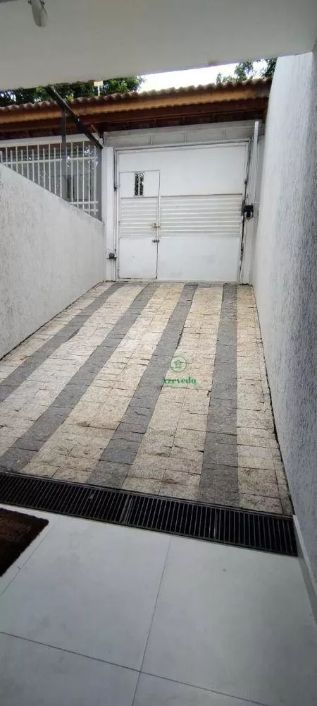 Sobrado, 3 quartos, 232 m² - Foto 4