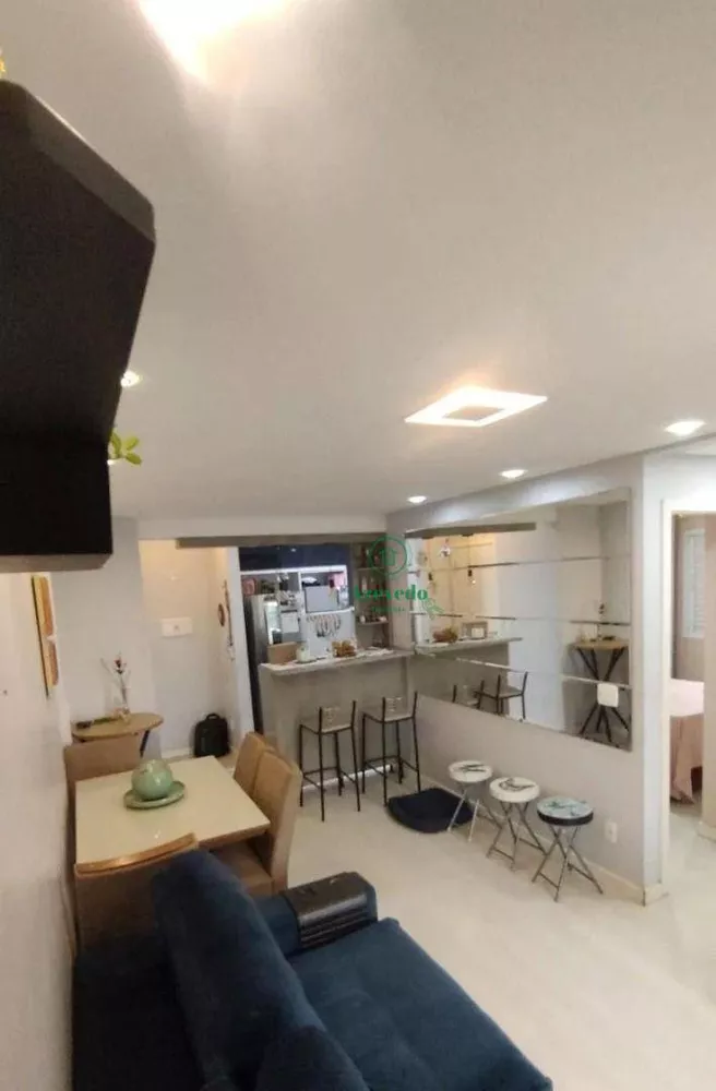 Apartamento à venda com 2 quartos, 51m² - Foto 3