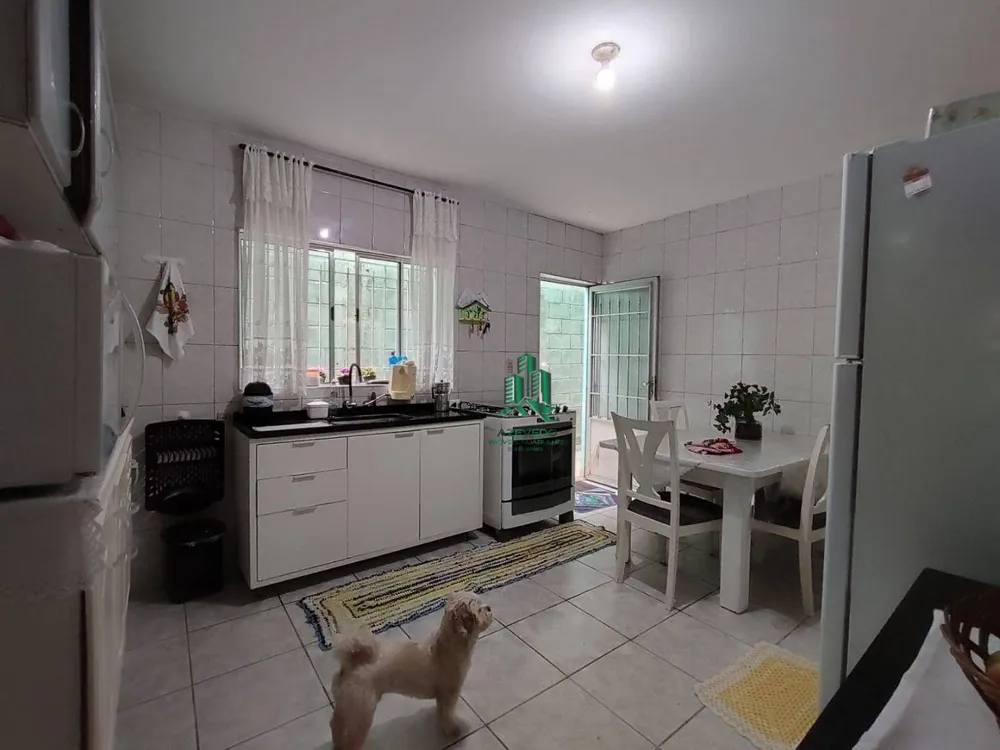Sobrado, 4 quartos, 180 m² - Foto 1