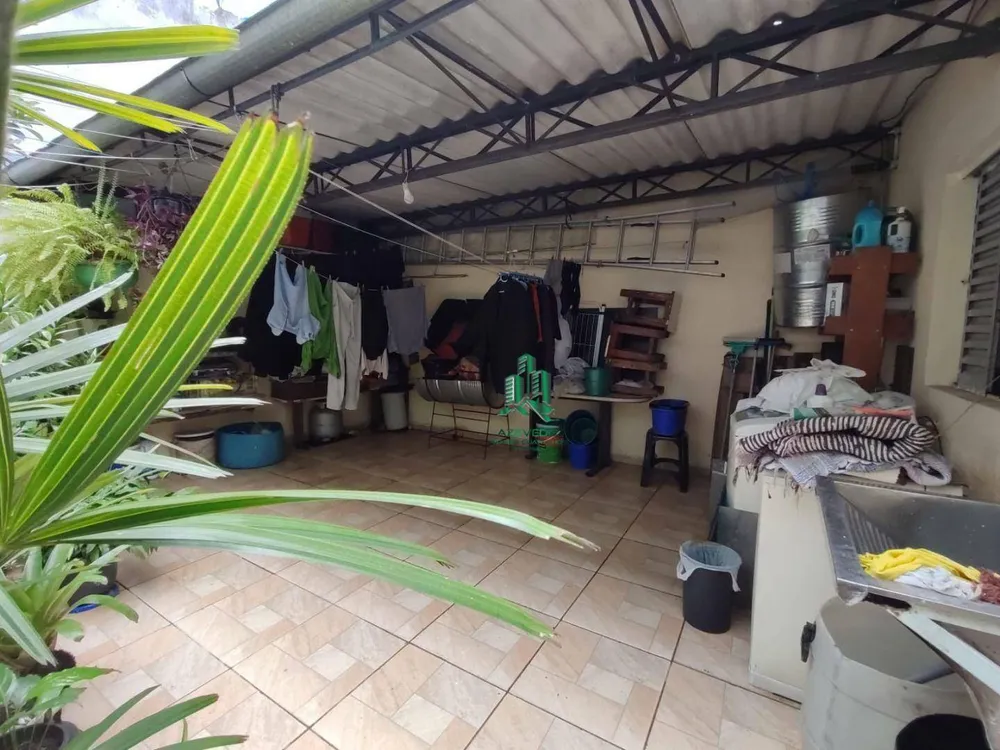 Sobrado, 4 quartos, 180 m² - Foto 2