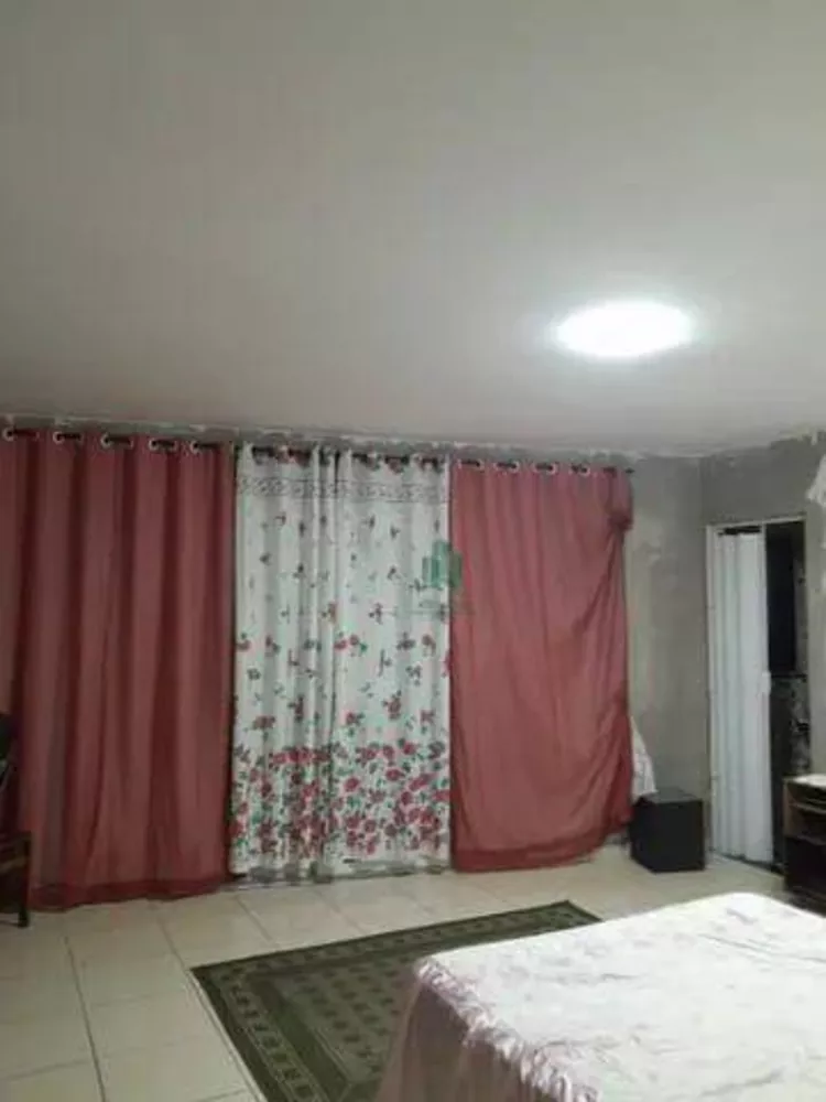 Sobrado à venda com 2 quartos, 450m² - Foto 4