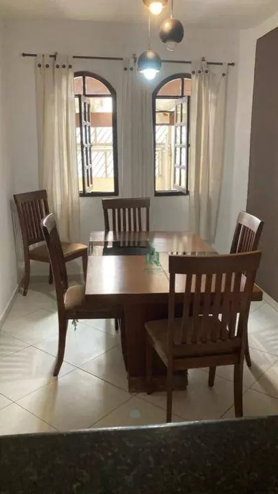 Sobrado à venda com 3 quartos, 80m² - Foto 2