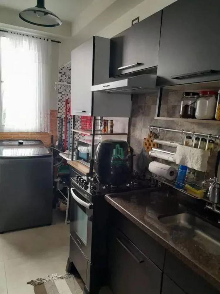 Apartamento à venda com 2 quartos, 45m² - Foto 4