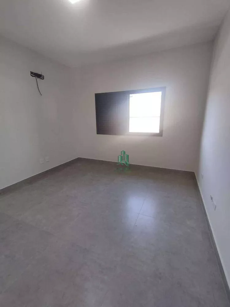 Sobrado à venda com 4 quartos, 300m² - Foto 4