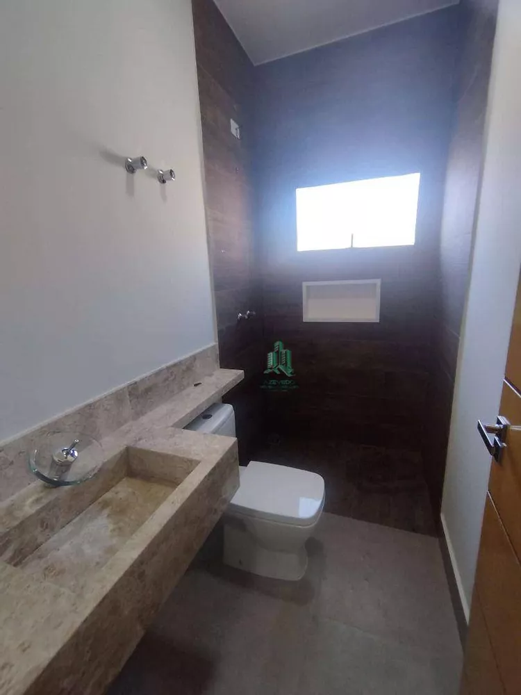 Sobrado à venda com 4 quartos, 300m² - Foto 3