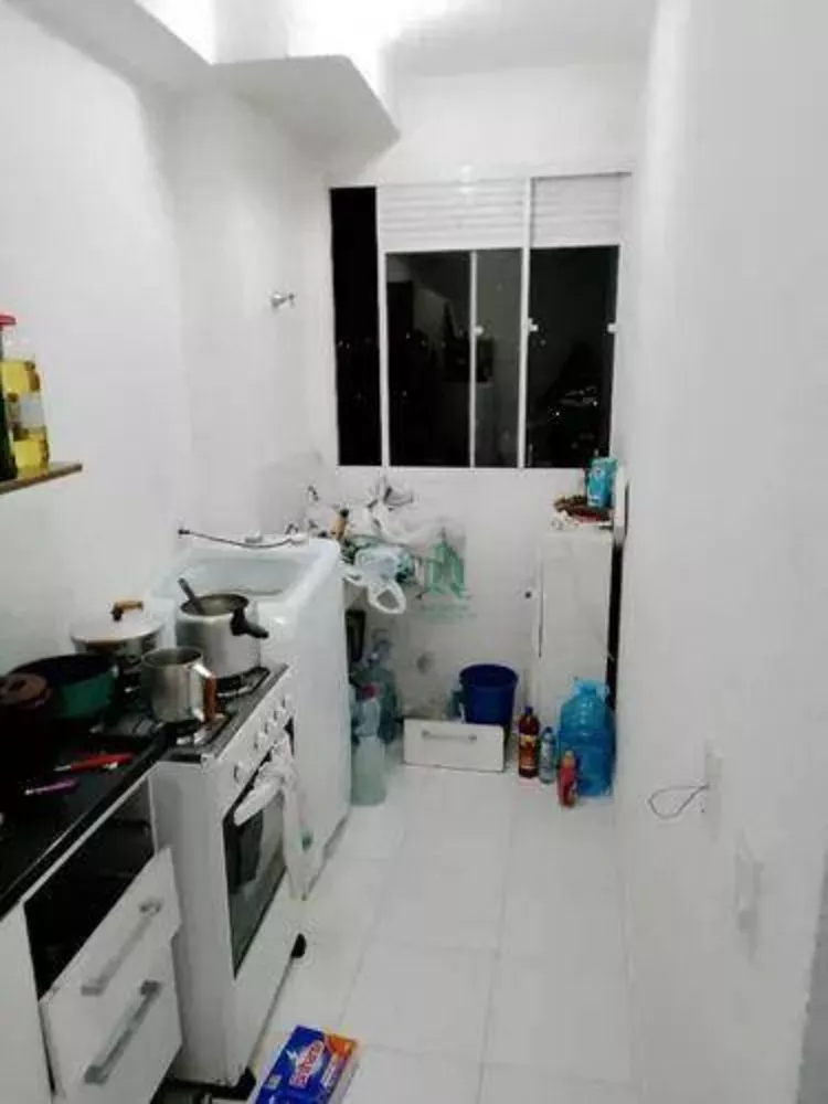 Apartamento à venda com 2 quartos, 41m² - Foto 3