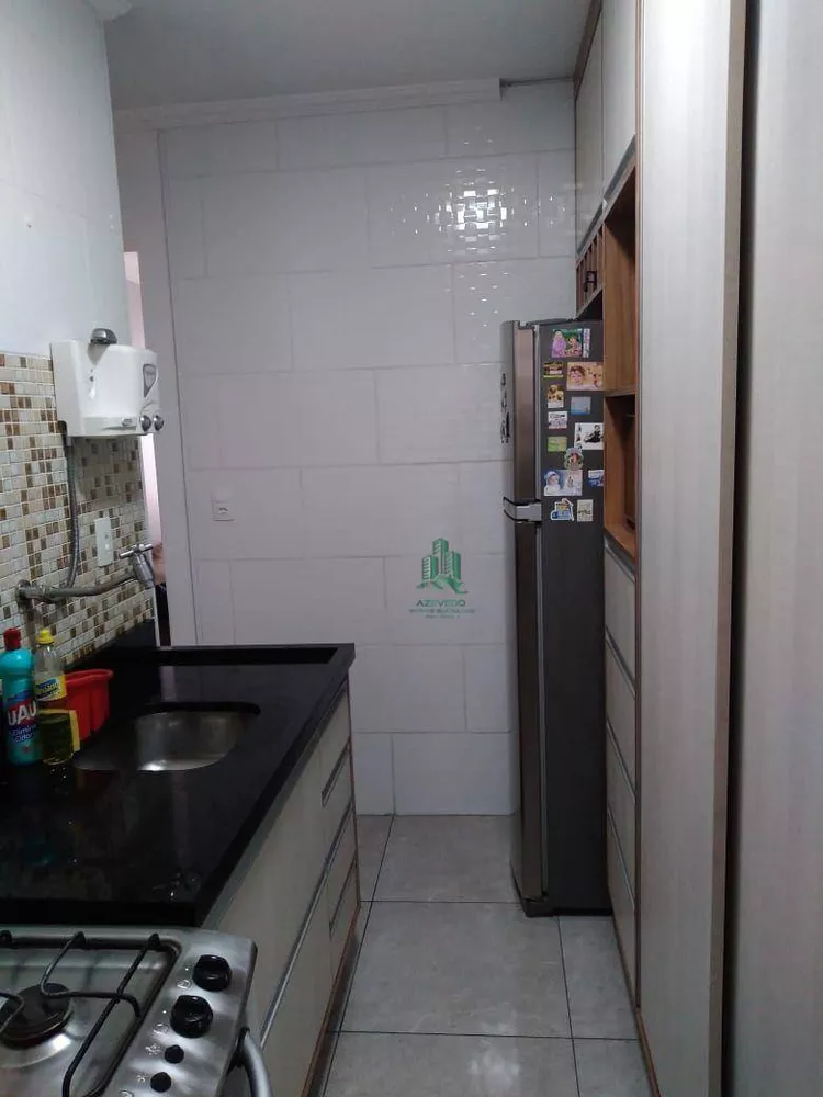 Apartamento à venda com 2 quartos, 42m² - Foto 4