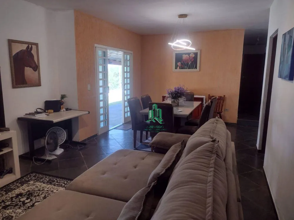 Casa, 3 quartos, 190 m² - Foto 1