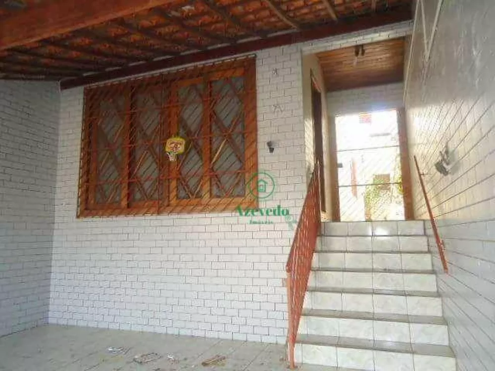 Sobrado, 3 quartos, 192 m² - Foto 1