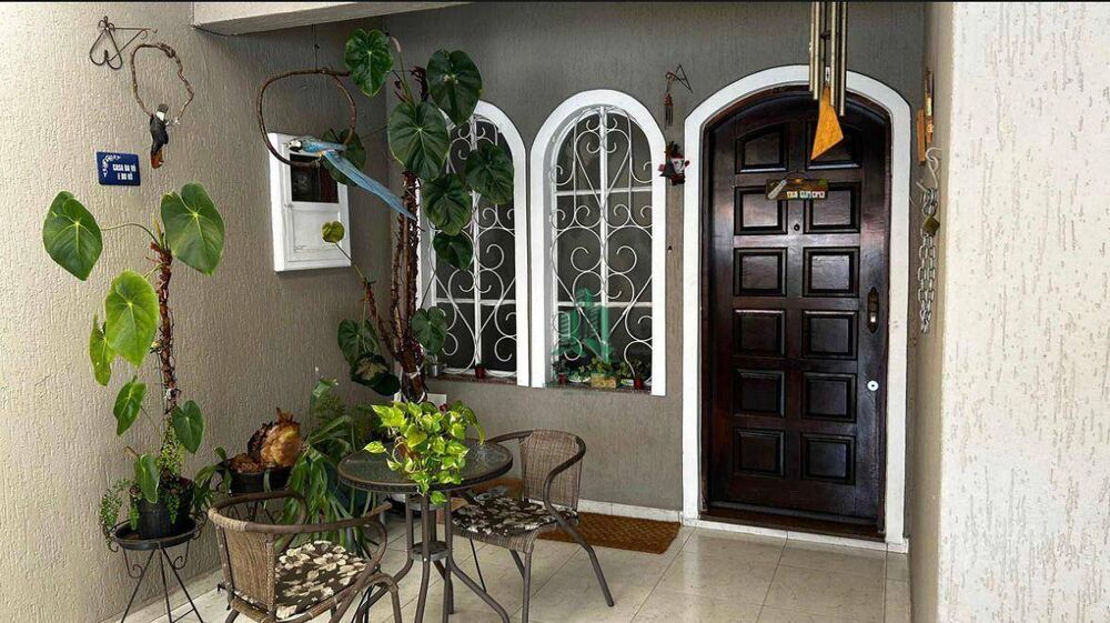 Casa, 3 quartos, 190 m² - Foto 1