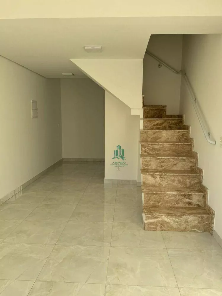 Sobrado à venda com 2 quartos, 54m² - Foto 1