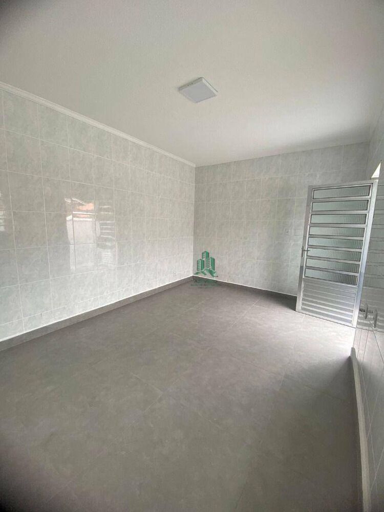 Casa à venda e aluguel com 3 quartos, 150m² - Foto 13