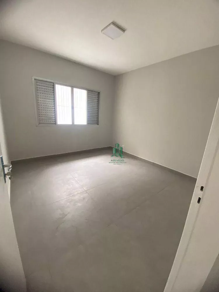 Casa à venda e aluguel com 3 quartos, 150m² - Foto 1