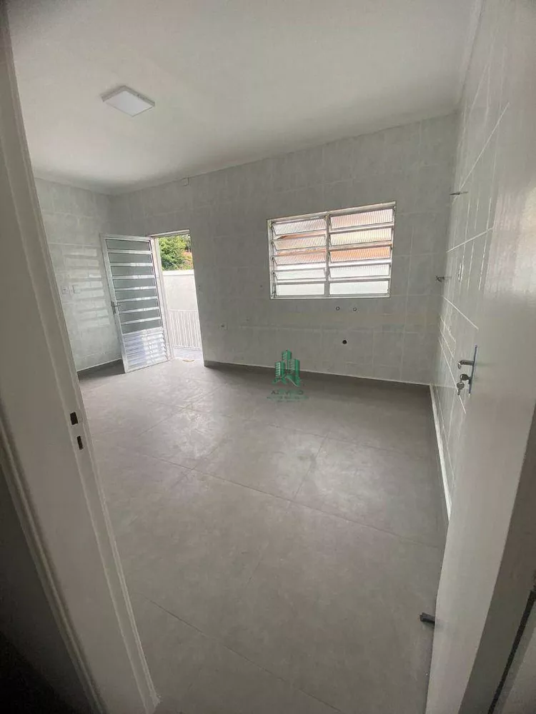 Casa à venda e aluguel com 3 quartos, 150m² - Foto 12