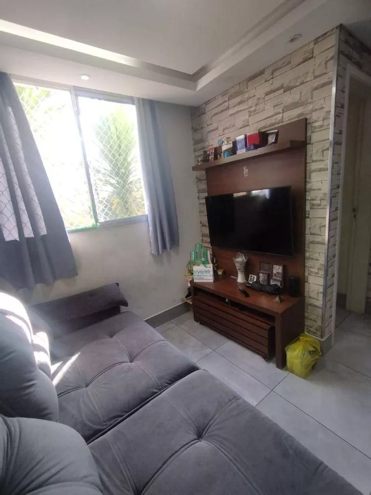 Apartamento à venda com 2 quartos, 44m² - Foto 2