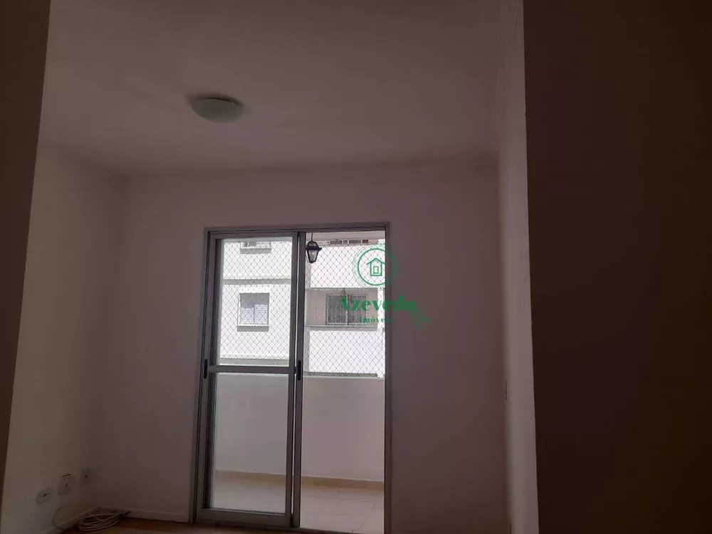 Apartamento à venda com 3 quartos, 72m² - Foto 2