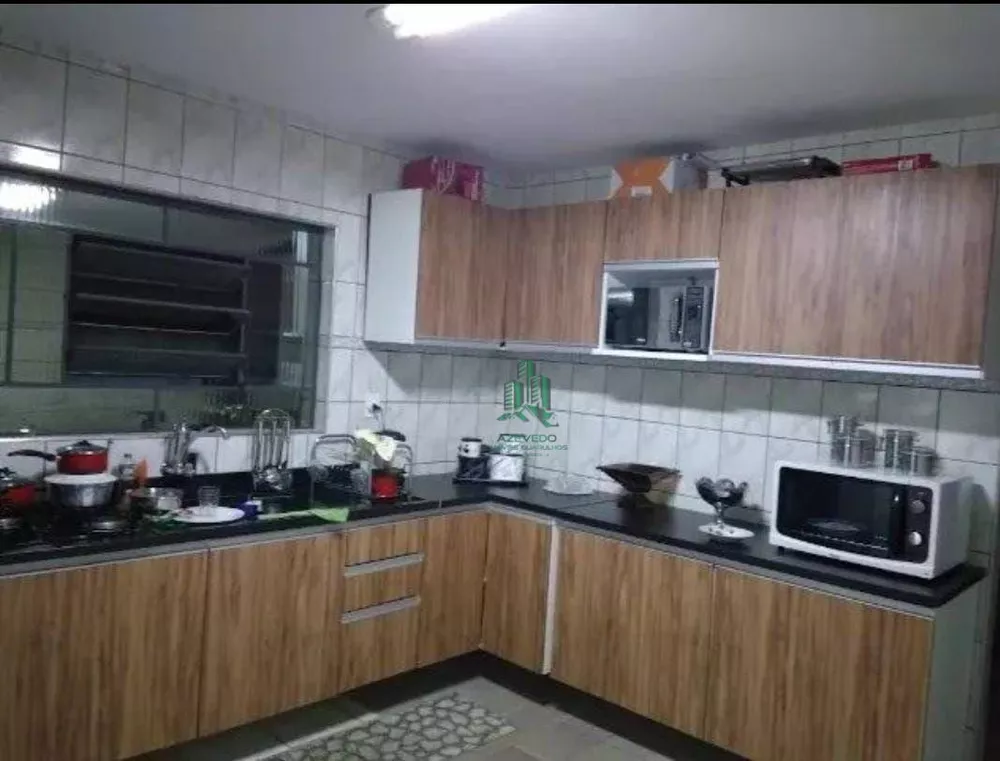 Sobrado à venda com 2 quartos, 200m² - Foto 5