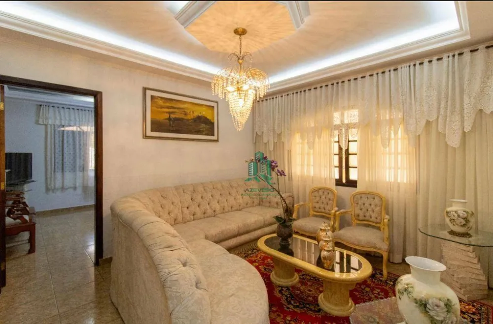 Casa, 3 quartos, 223 m² - Foto 1