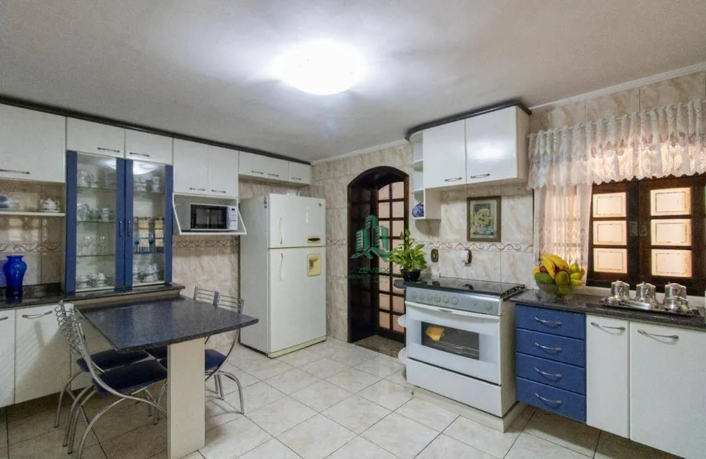 Casa, 3 quartos, 223 m² - Foto 6