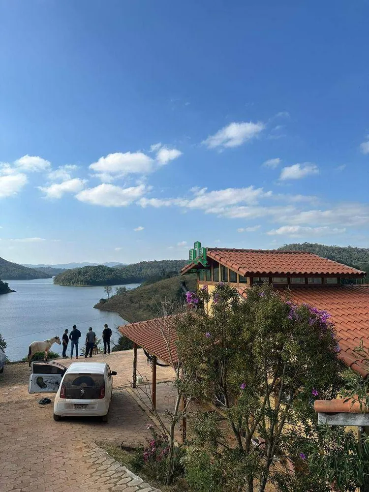 Sítio, 3 quartos, 1000 m² - Foto 1