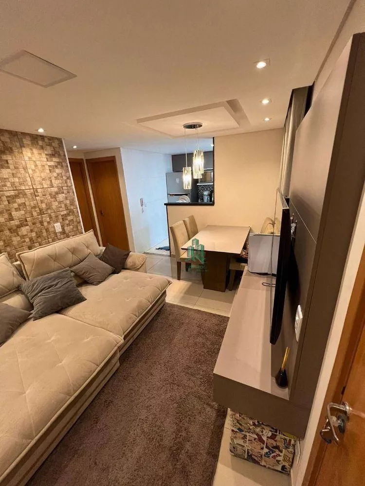 Apartamento à venda com 2 quartos, 45m² - Foto 2