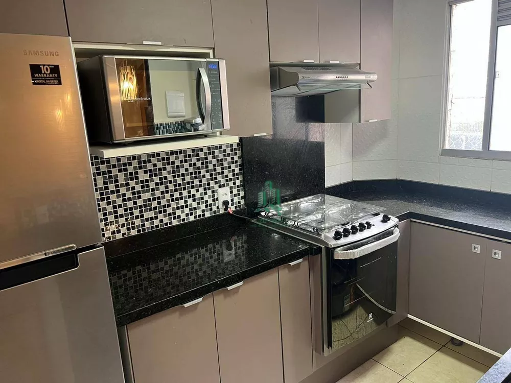 Apartamento à venda com 2 quartos, 45m² - Foto 11