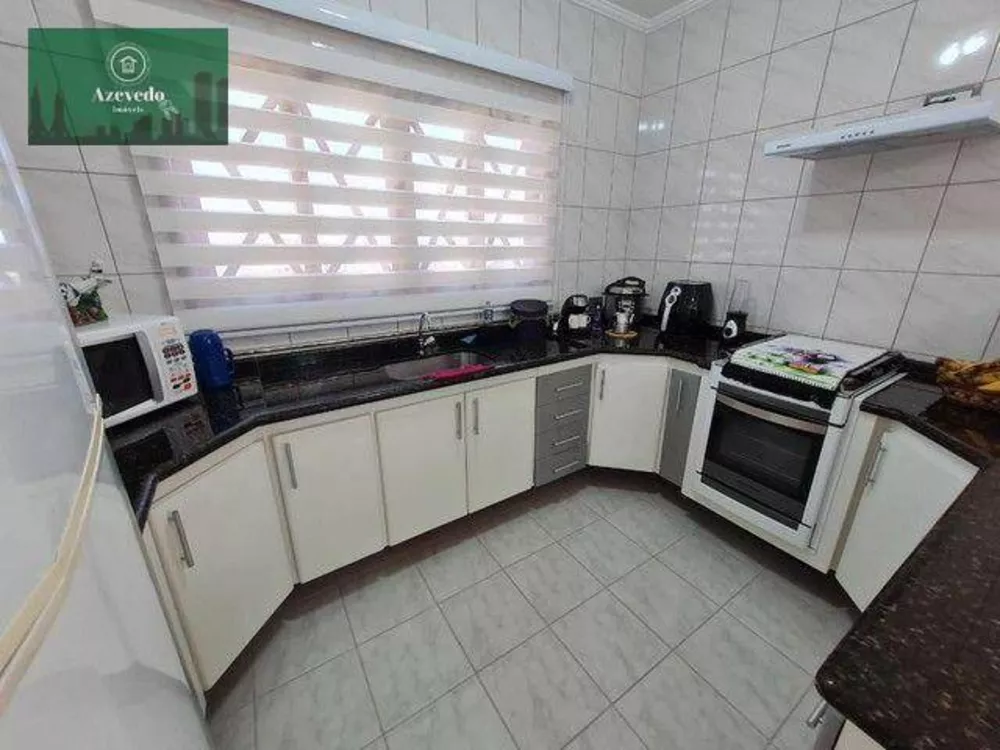 Sobrado à venda com 3 quartos, 195m² - Foto 3