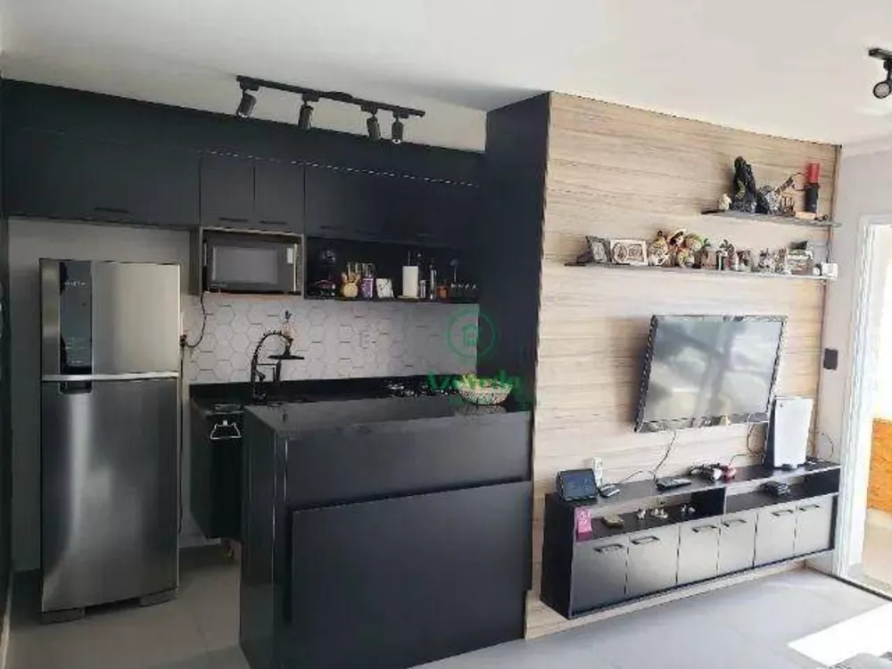 Apartamento à venda com 2 quartos, 75m² - Foto 1