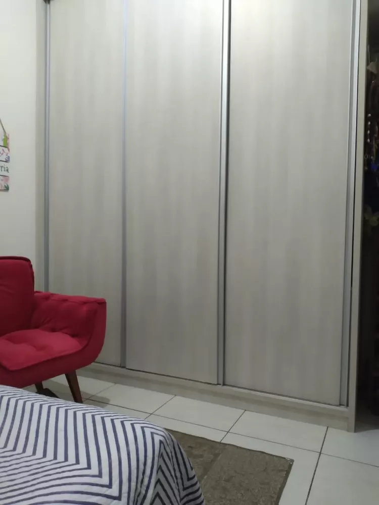 Apartamento à venda com 2 quartos, 82m² - Foto 3