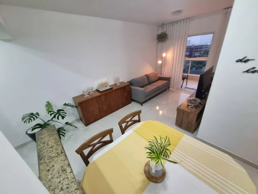 Apartamento à venda com 2 quartos, 75m² - Foto 3