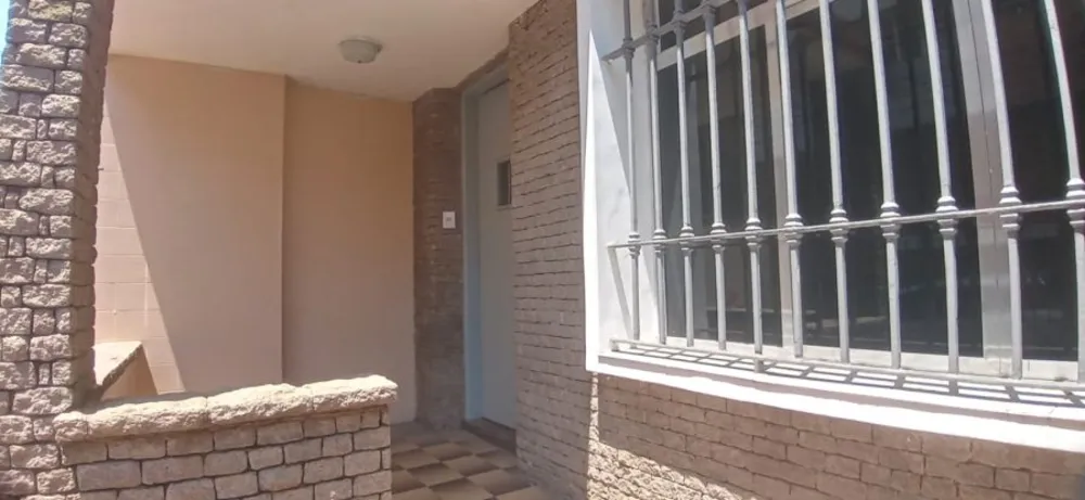 Casa, 2 quartos, 220 m² - Foto 1