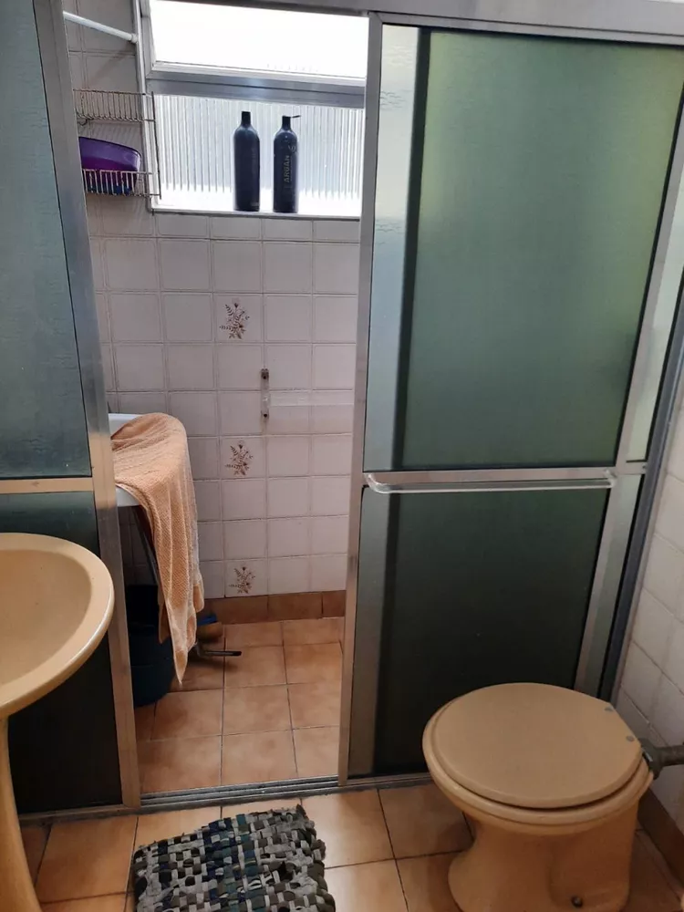 Apartamento à venda com 1 quarto, 45m² - Foto 2