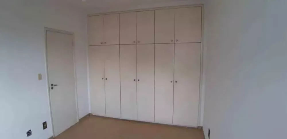 Apartamento à venda com 2 quartos, 100m² - Foto 2