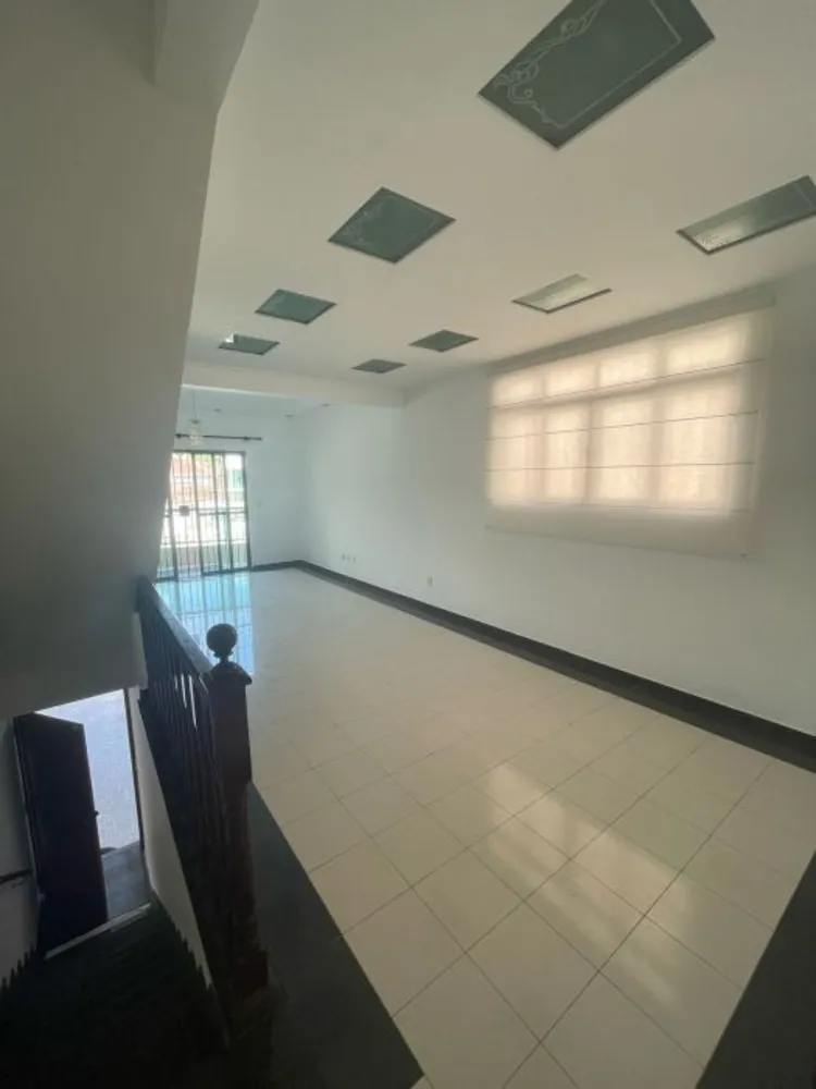 Casa, 5 quartos, 190 m² - Foto 2
