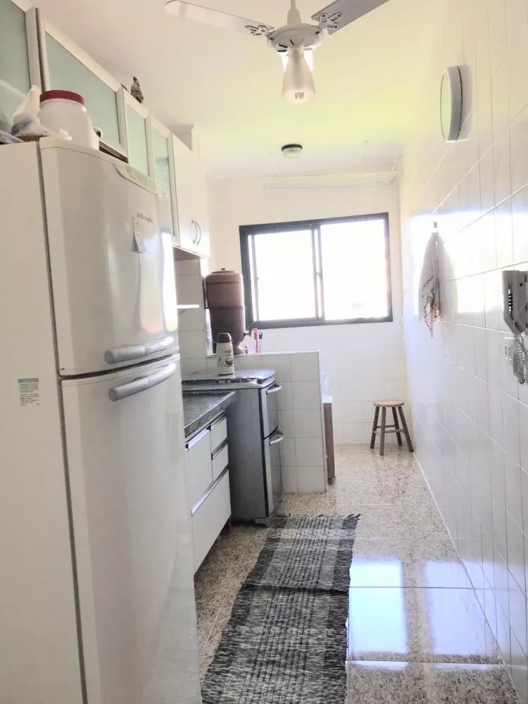 Apartamento à venda com 2 quartos, 60m² - Foto 3