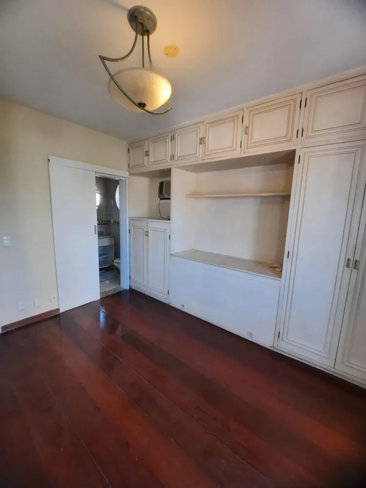 Apartamento, 3 quartos, 132 m² - Foto 1