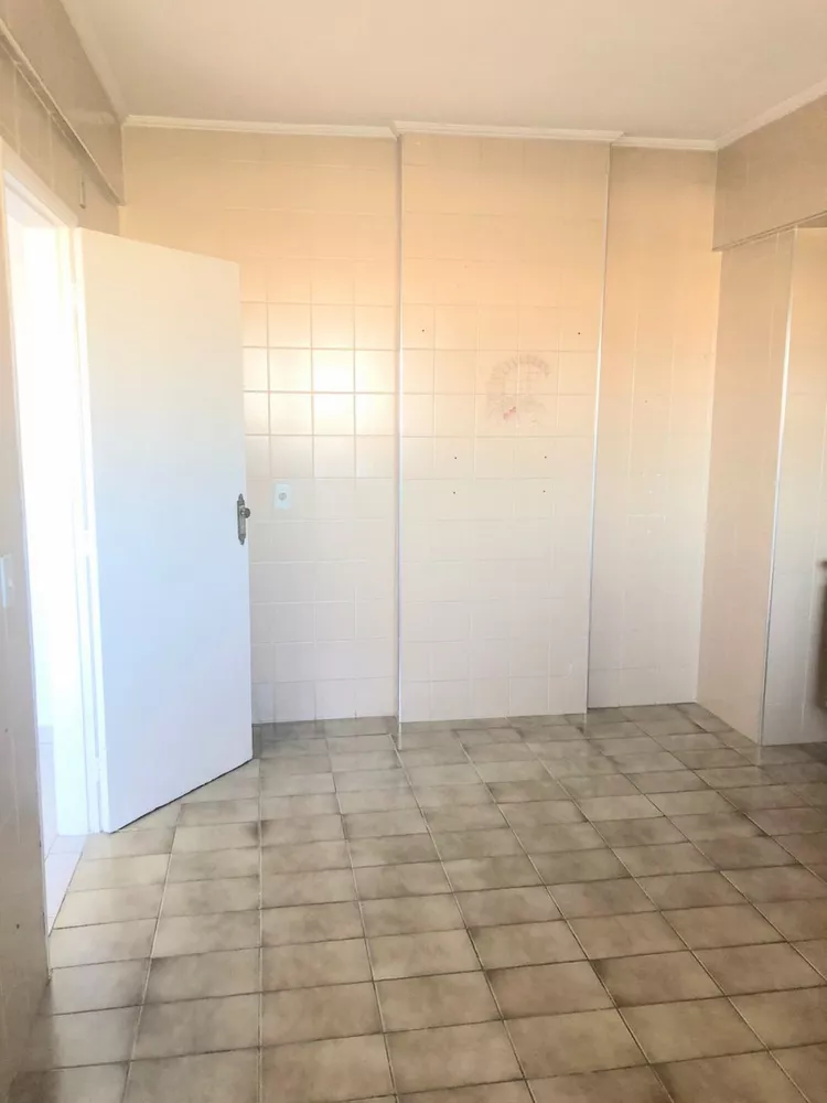 Apartamento para alugar com 1 quarto, 60m² - Foto 5