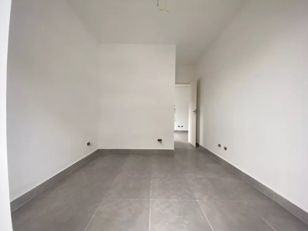 Apartamento à venda com 2 quartos, 70m² - Foto 2