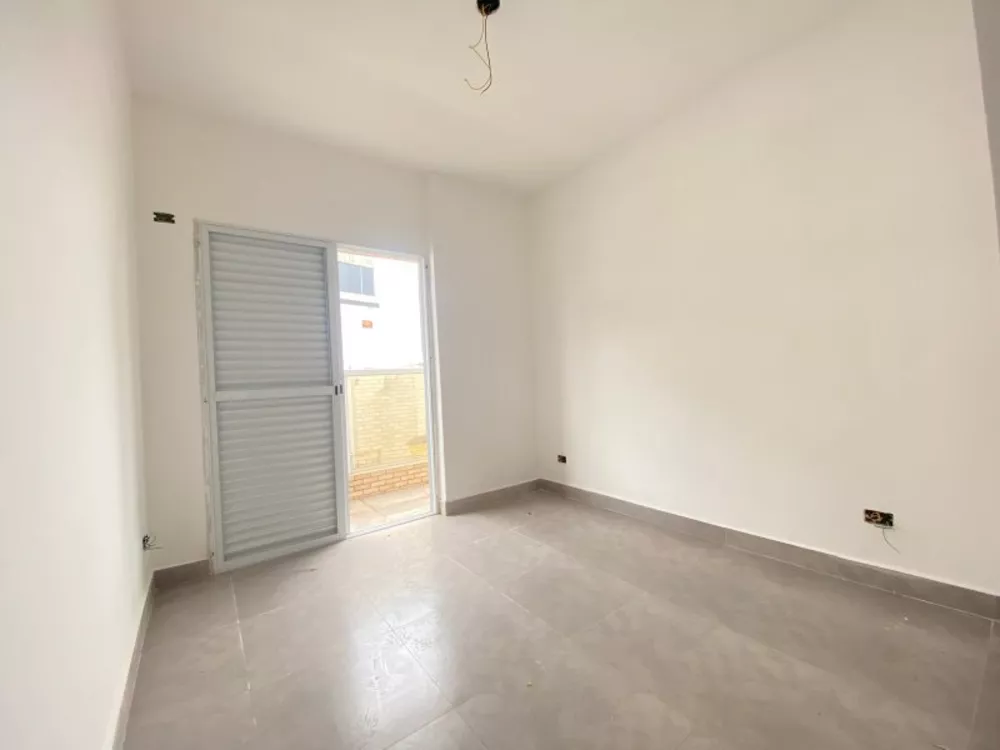 Apartamento à venda com 2 quartos, 70m² - Foto 4