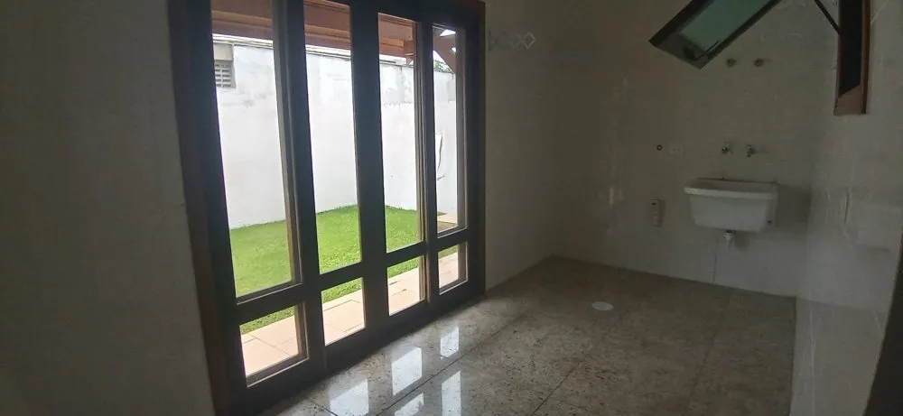 Casa, 6 quartos, 700 m² - Foto 3