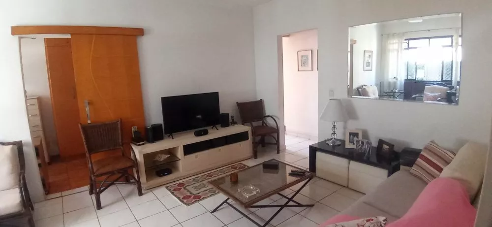 Apartamento à venda com 3 quartos, 110m² - Foto 2