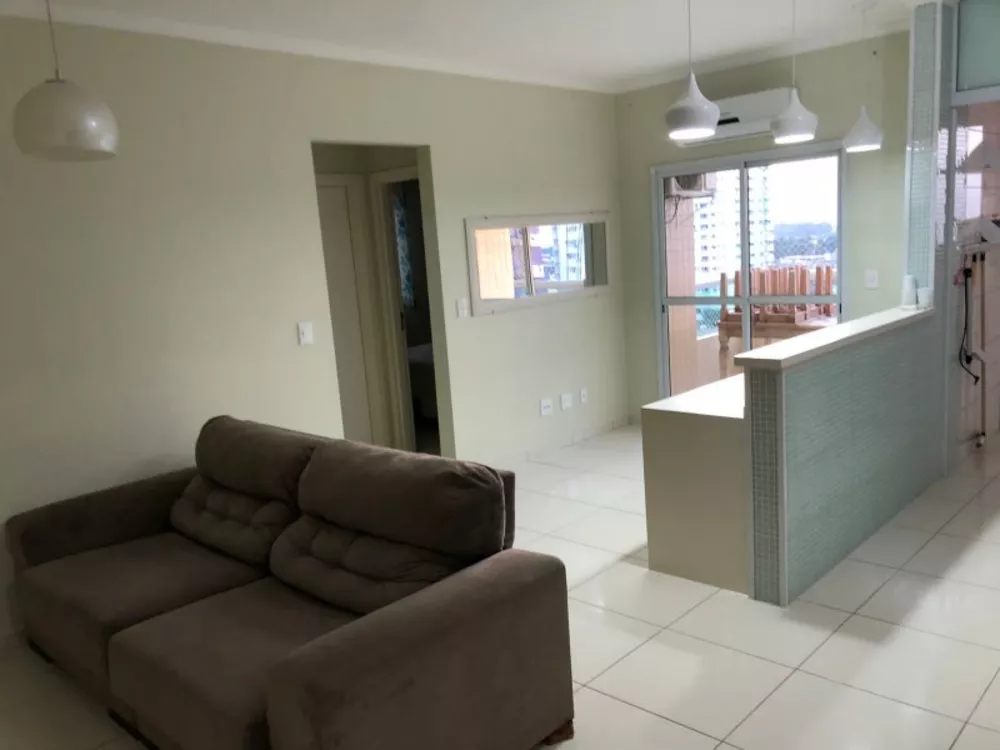 Apartamento à venda com 2 quartos, 70m² - Foto 2