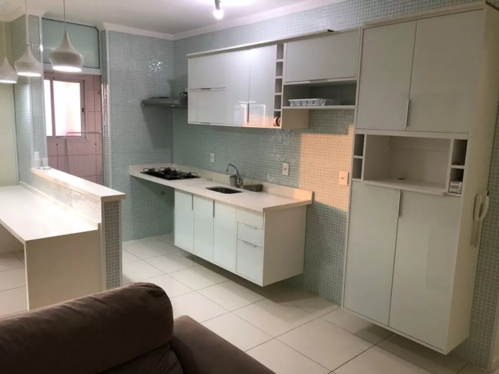 Apartamento à venda com 2 quartos, 70m² - Foto 4