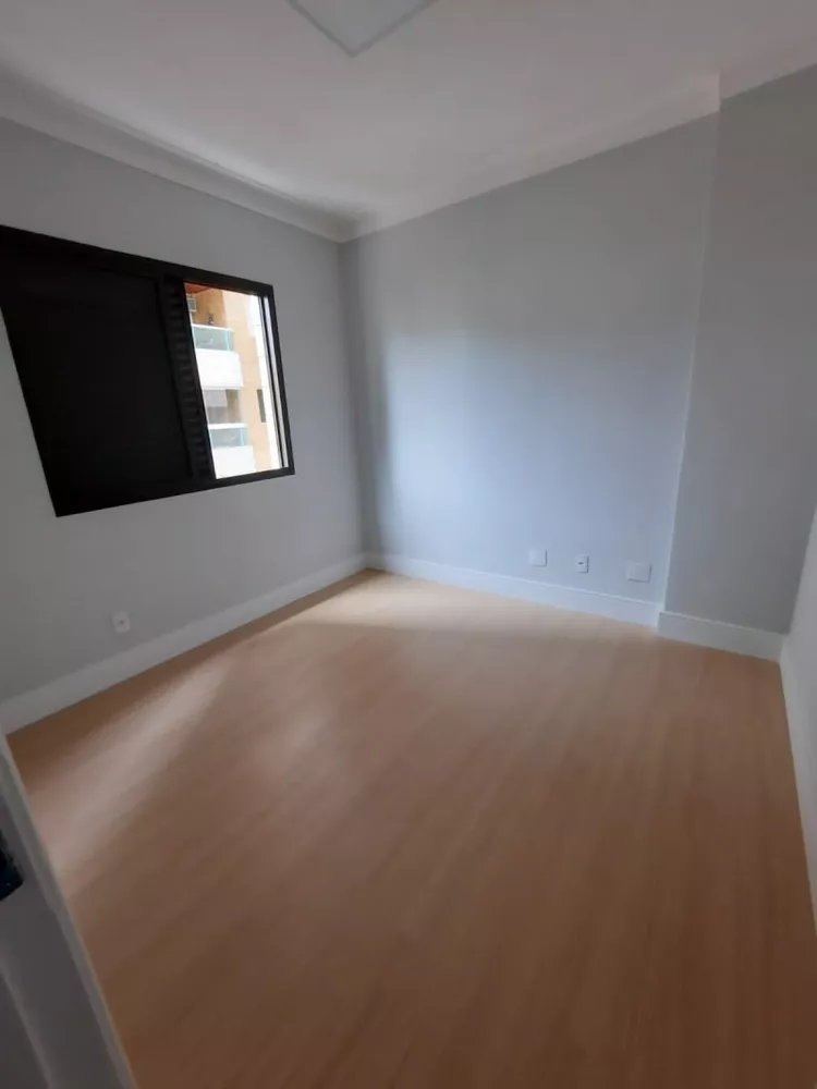 Apartamento à venda com 3 quartos, 130m² - Foto 3