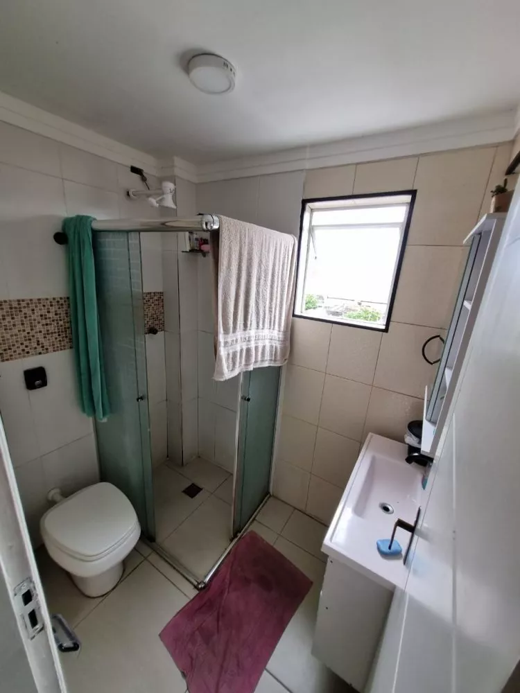 Apartamento à venda com 2 quartos, 90m² - Foto 2