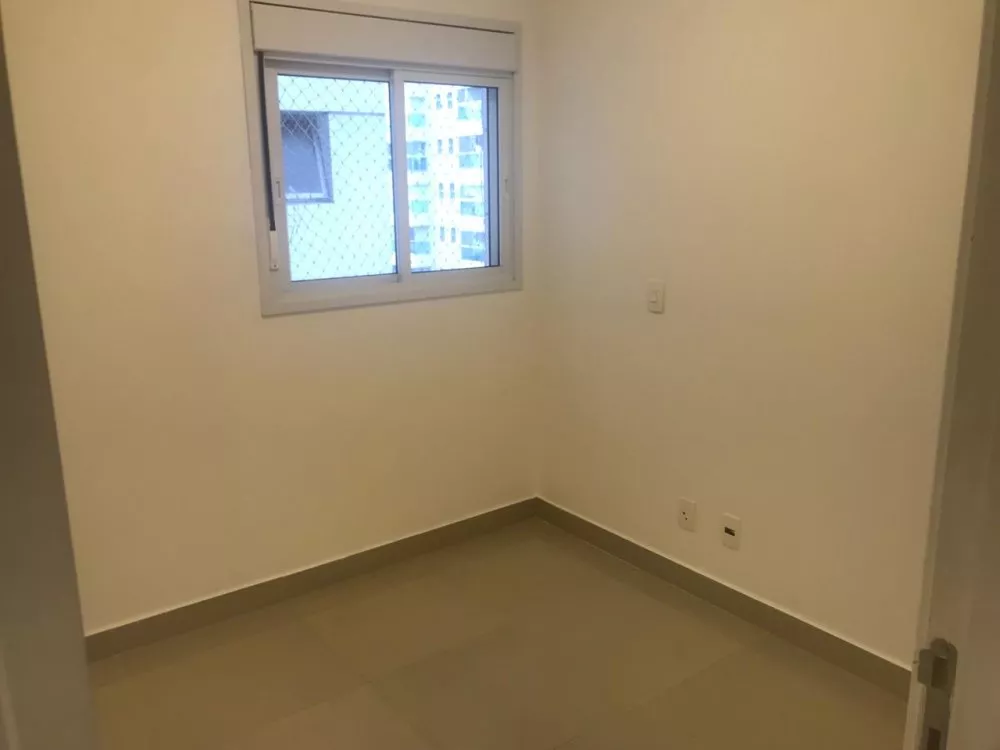 Apartamento para alugar com 3 quartos, 84m² - Foto 3